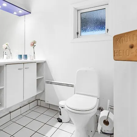 3 Bedroom In Aakirkeby Casa de Férias