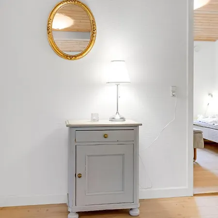 Casa de Férias 3 Bedroom In Aakirkeby *