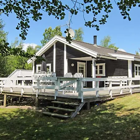 3 Bedroom In Aakirkeby Feriehus
