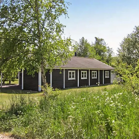 3 Bedroom In Aakirkeby Feriehus *